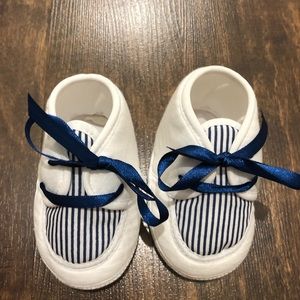 Newborn baby shoes